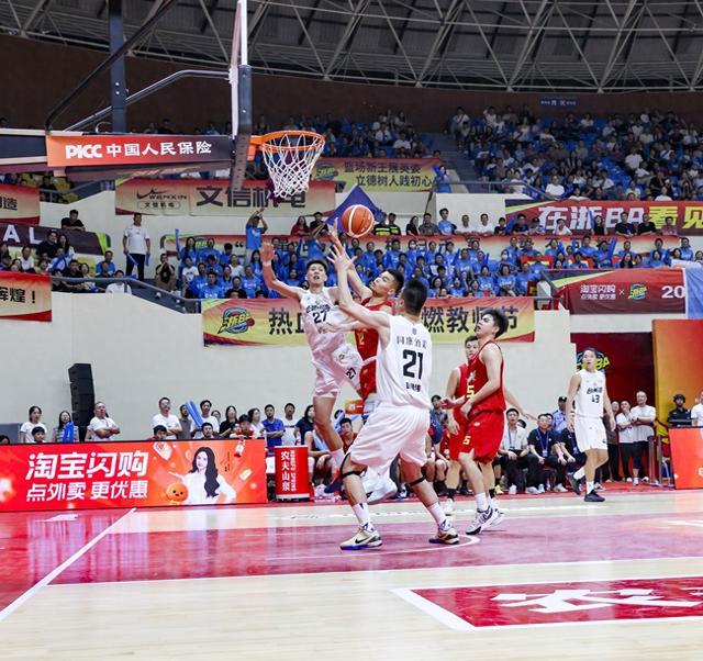 更有人称球 更有人称球