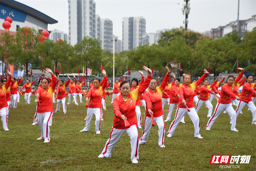 五星红旗冉, 共赴这场承